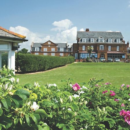 Old Hunstanton Le Strange Arms Hotel Екстериор снимка