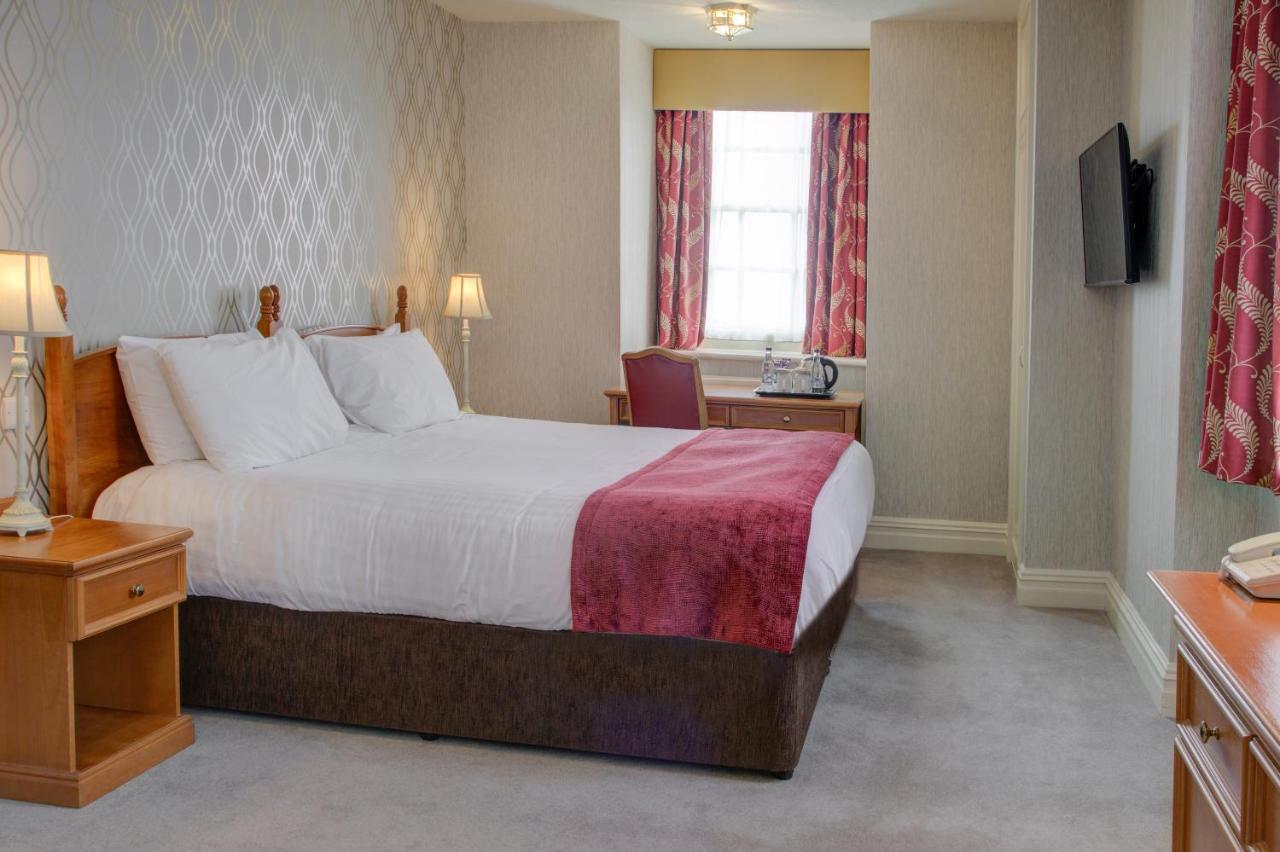 Old Hunstanton Le Strange Arms Hotel Екстериор снимка