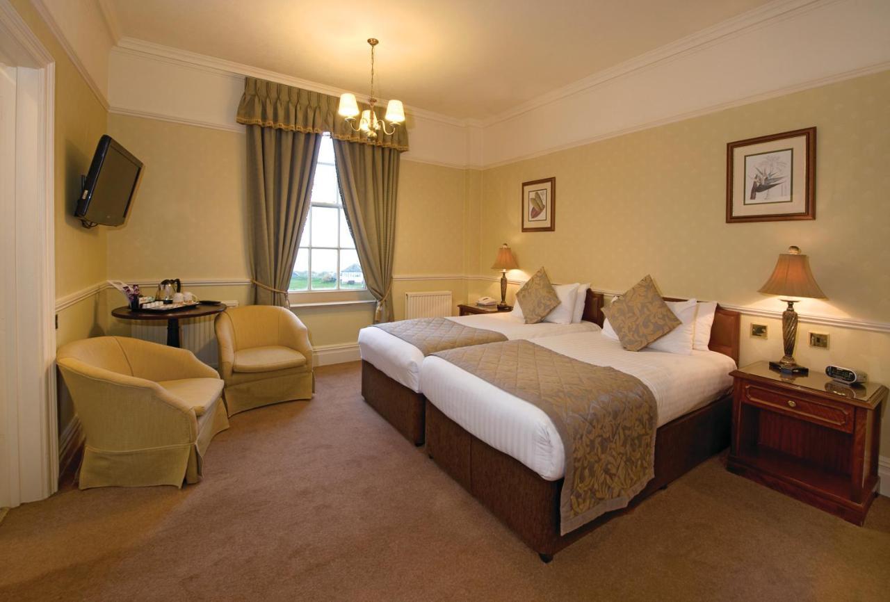 Old Hunstanton Le Strange Arms Hotel Екстериор снимка